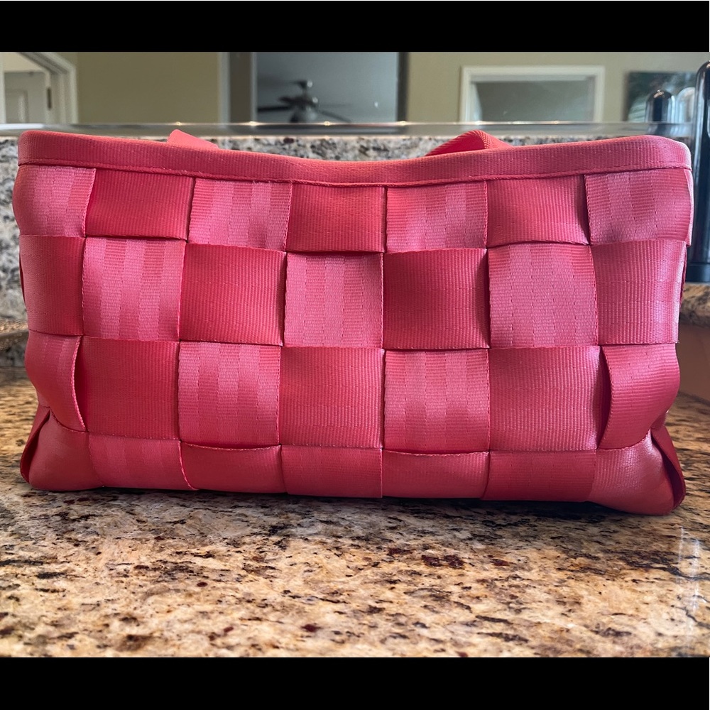 Harvey’s Seatbelt Bag Watermelon